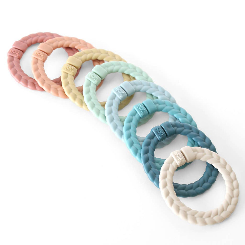 Itzy Rings™ Linking Ring Set // Neutral Rainbow